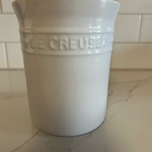 Le Creuset utensil holder WHITE, 6” tall